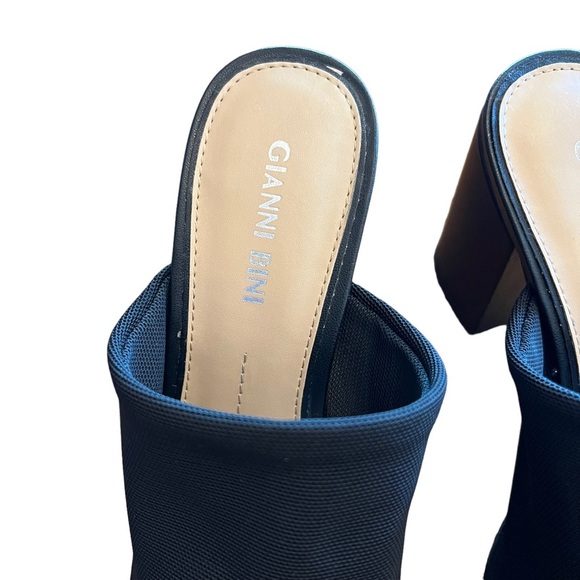 Gianni Bini Black Slip On Knit Heel Sandal Size 7.5 - Picture 4 of 10